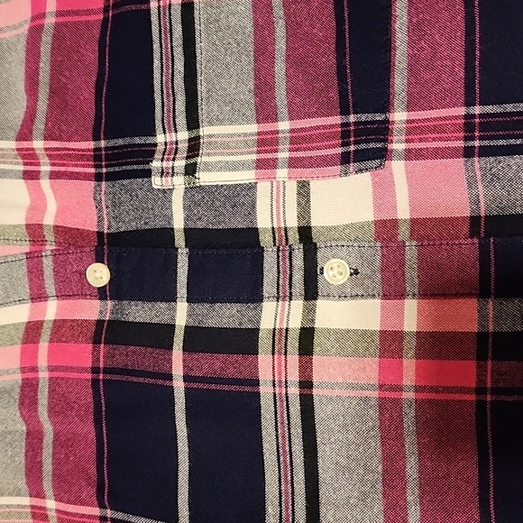 Old Navy Girl's Plaid Boyfriend Shirt - Picture 6 of 7